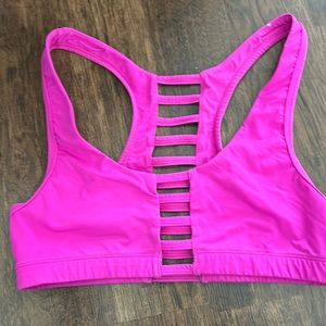 pink sports bra